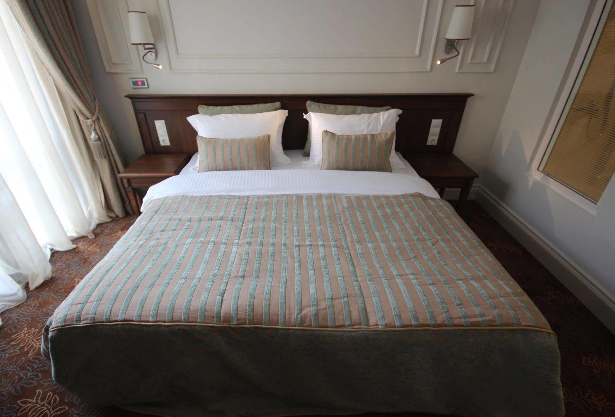 Icon Hotel Taksim Стамбул Экстерьер фото